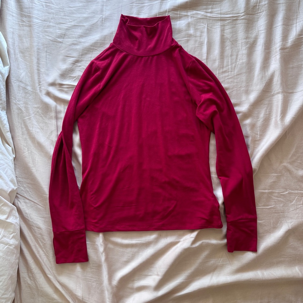 GAP fit Red Turtleneck Top